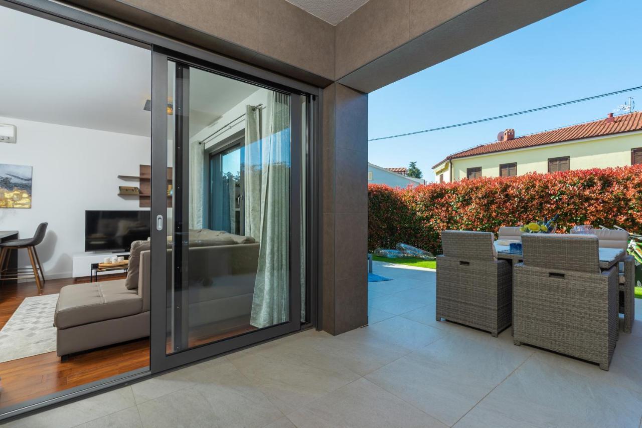 Luxury New With Private Garden Near The Beach! Porec
